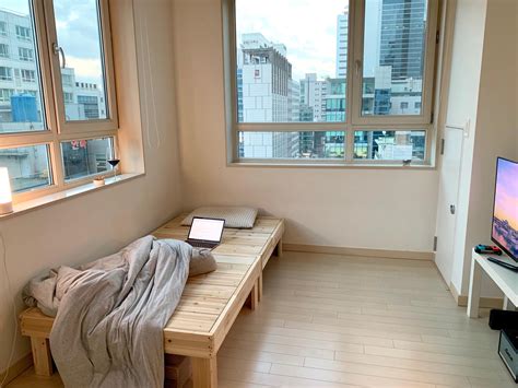 30 - the crowded market and complex language can make renting a challenge. . Korean apartment